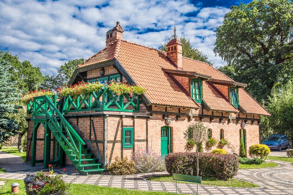 Hotel Spa Srebrny Dzwon Kadyny Exterior foto